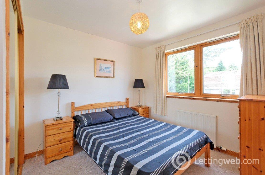 Property to rent in Broomhill Terrace, Aberdeen, AB10