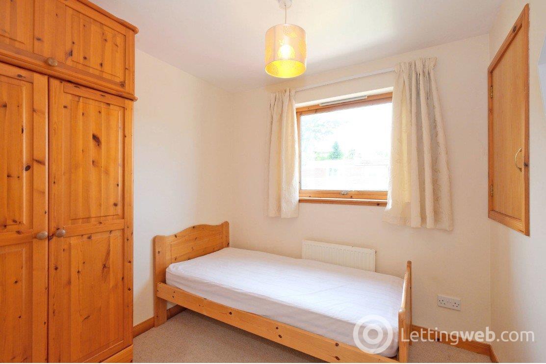 Property to rent in Broomhill Terrace, Aberdeen, AB10