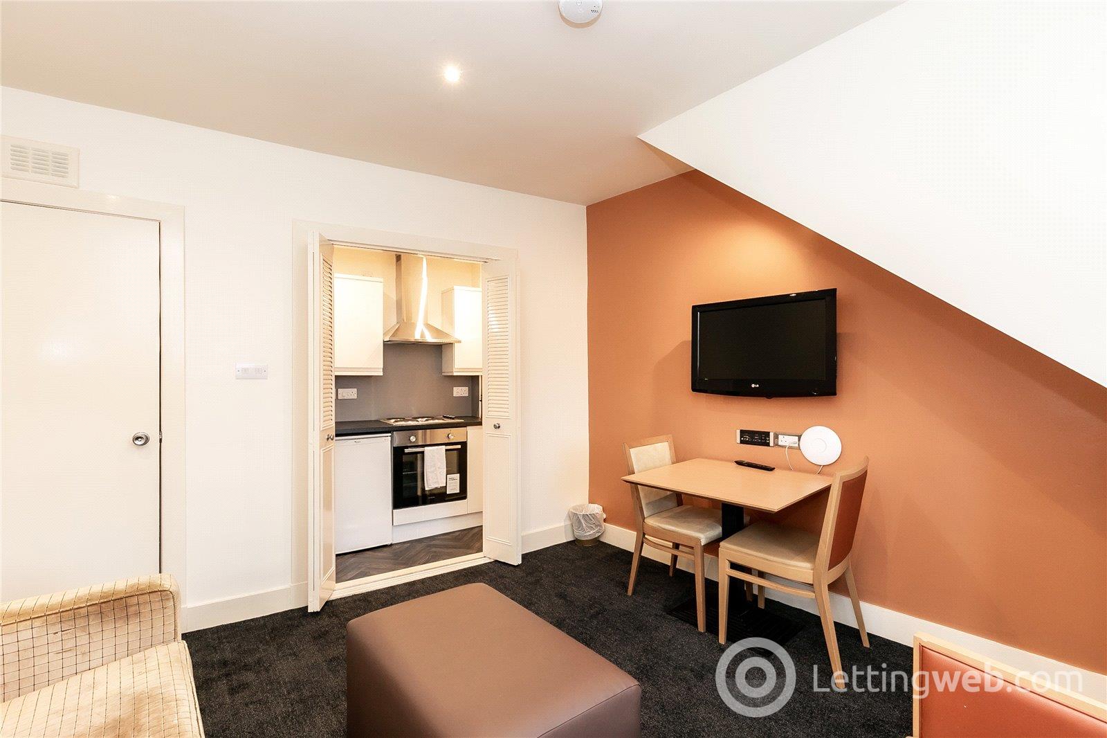 Property to rent in Baker Street, Aberdeen, AB25