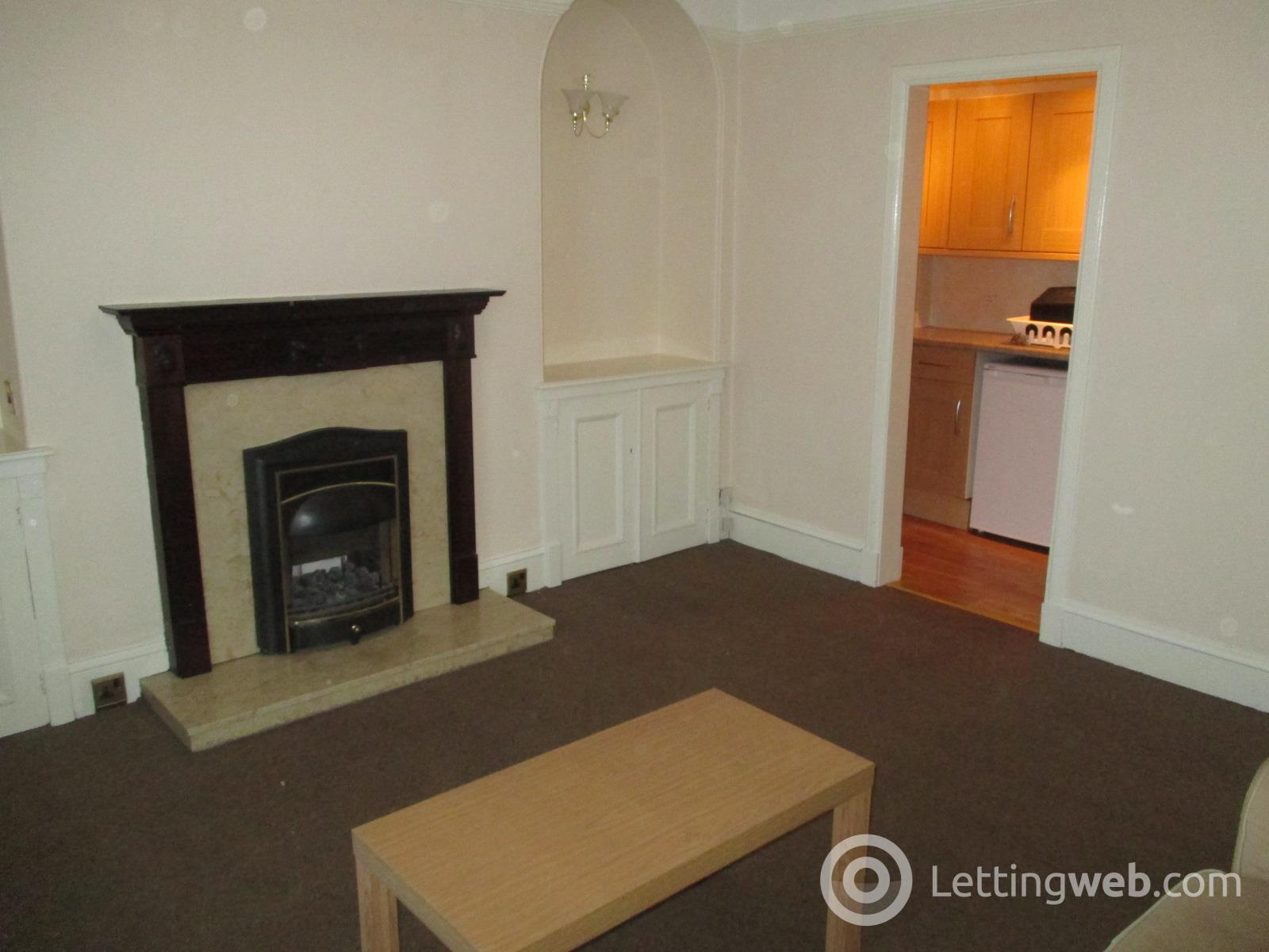 Property to rent in Holburn Street, Aberdeen, AB10