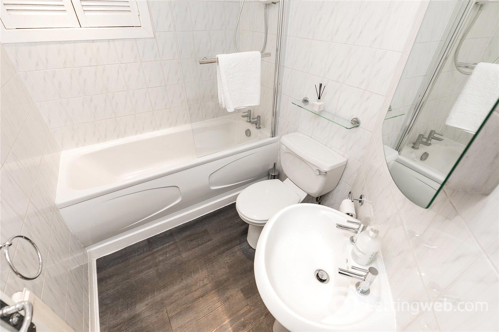 Property to rent in Northfield Place, Aberdeen, AB25