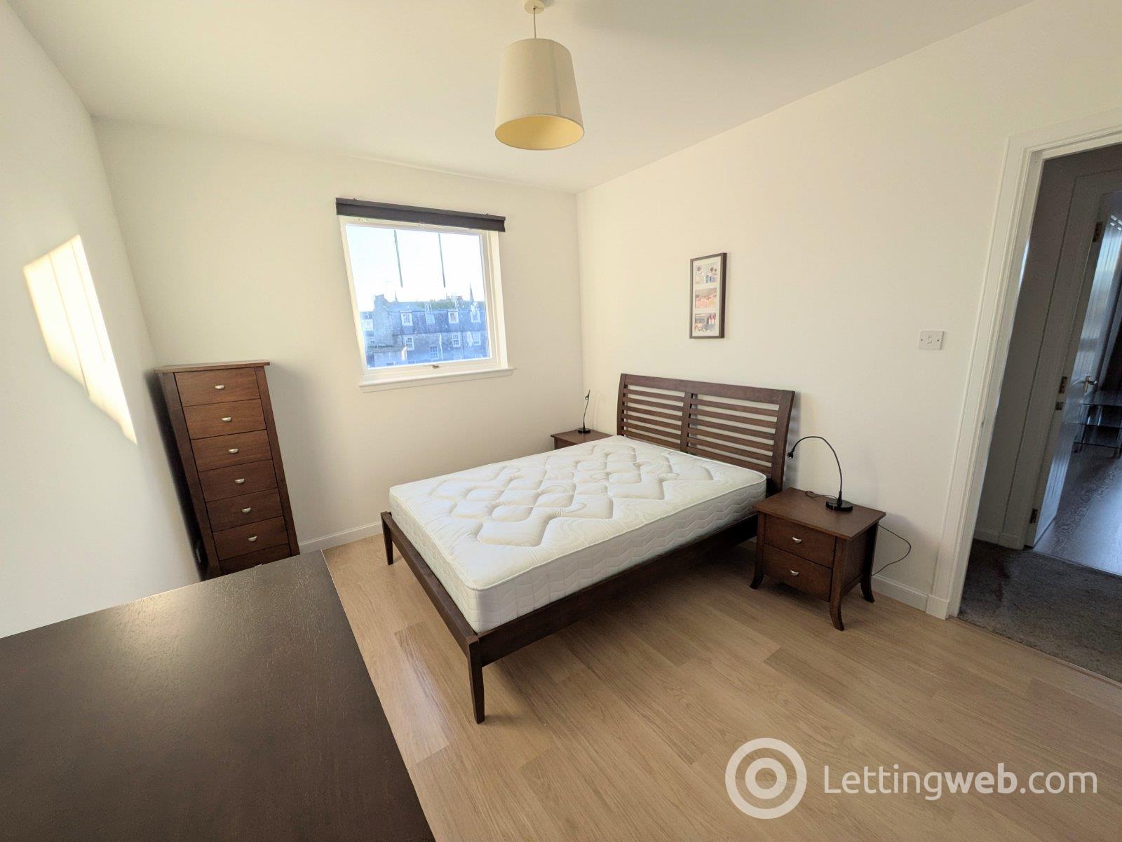 Property to rent in Charlotte Street, Aberdeen, AB25