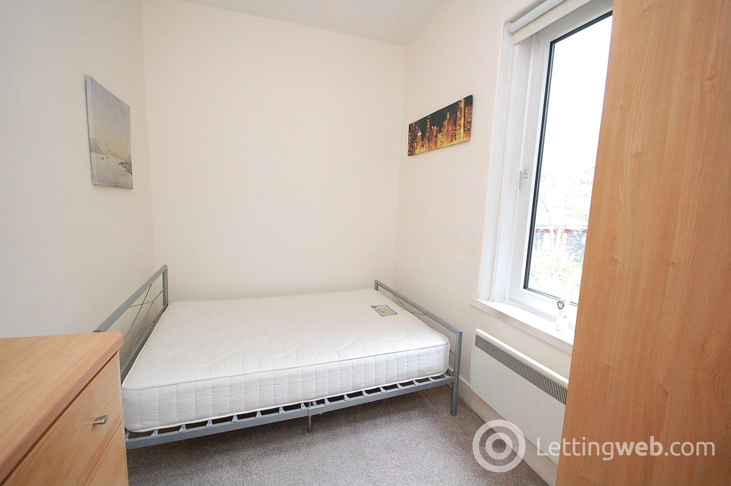 Property to rent in Union Grove, West End, Aberdeen, AB10