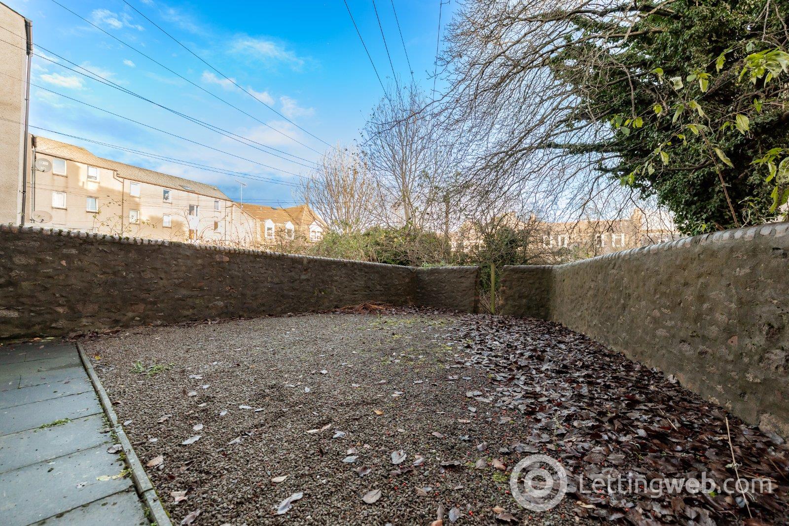 Property to rent in Holland Street, Aberdeen, AB25