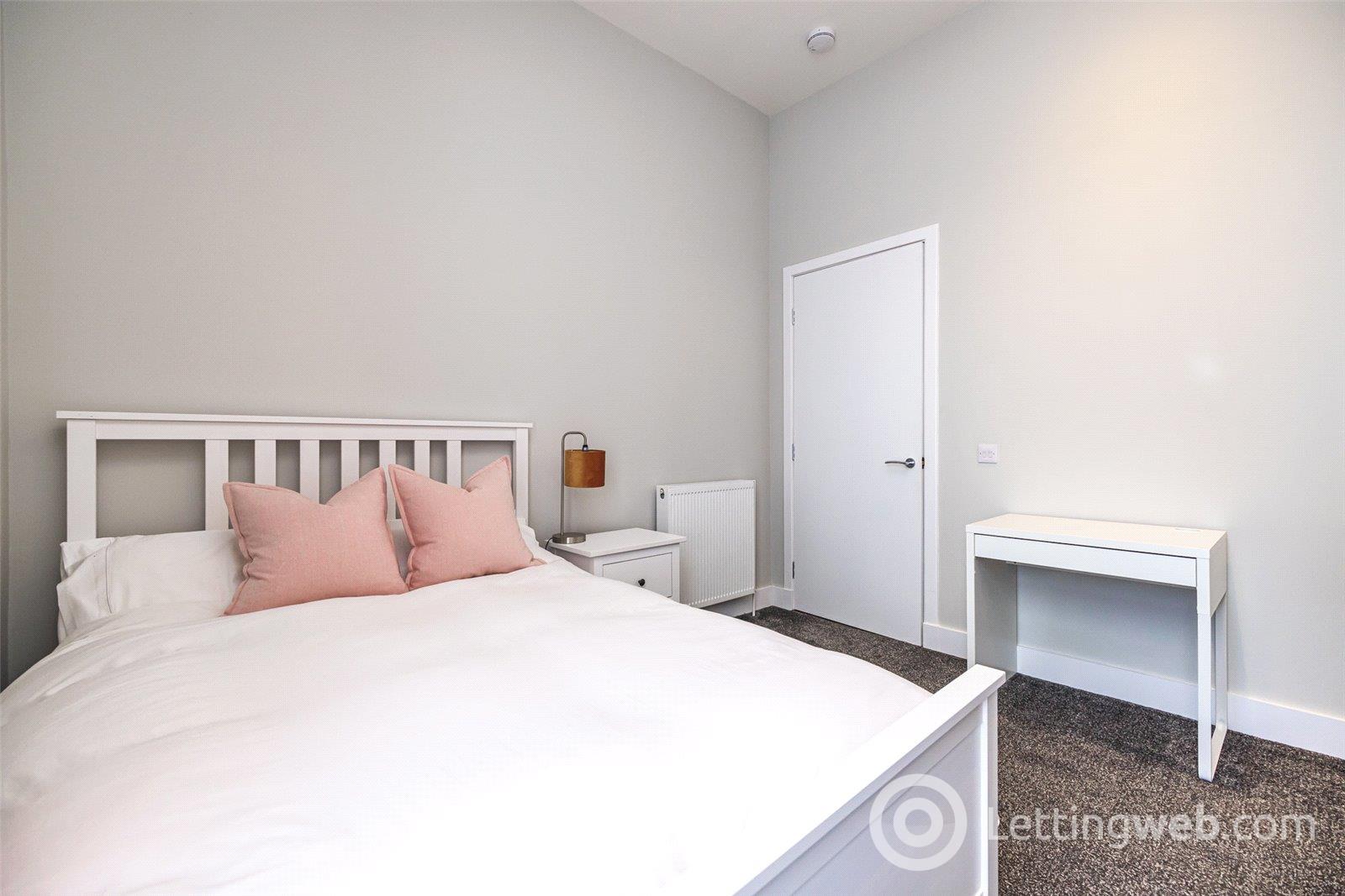 Property to rent in Union Street, Aberdeen, AB11