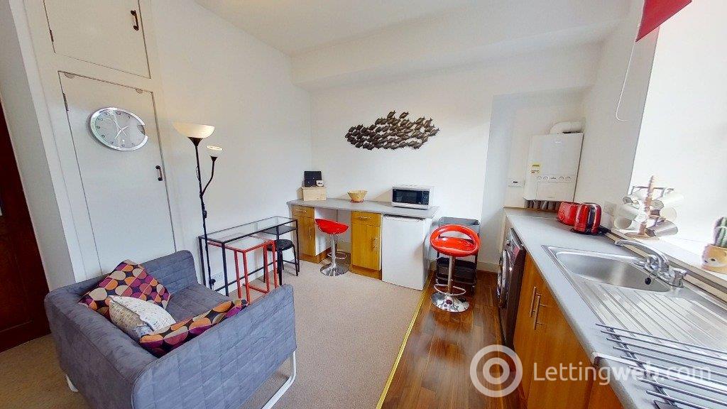 Property to rent in Chestnut Row, City Centre, Aberdeen, AB25