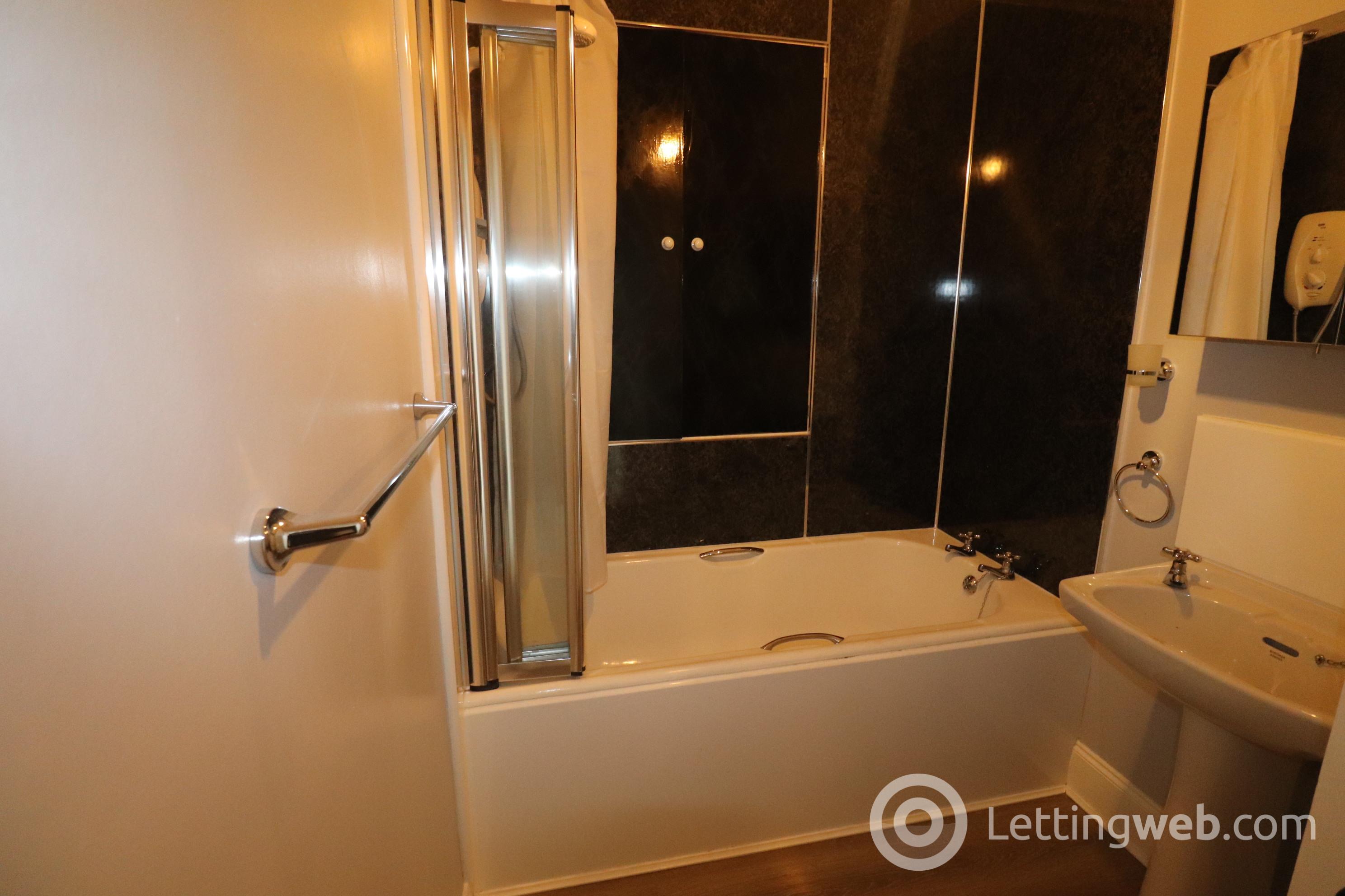 Property to rent in Union Grove, Aberdeen, AB10