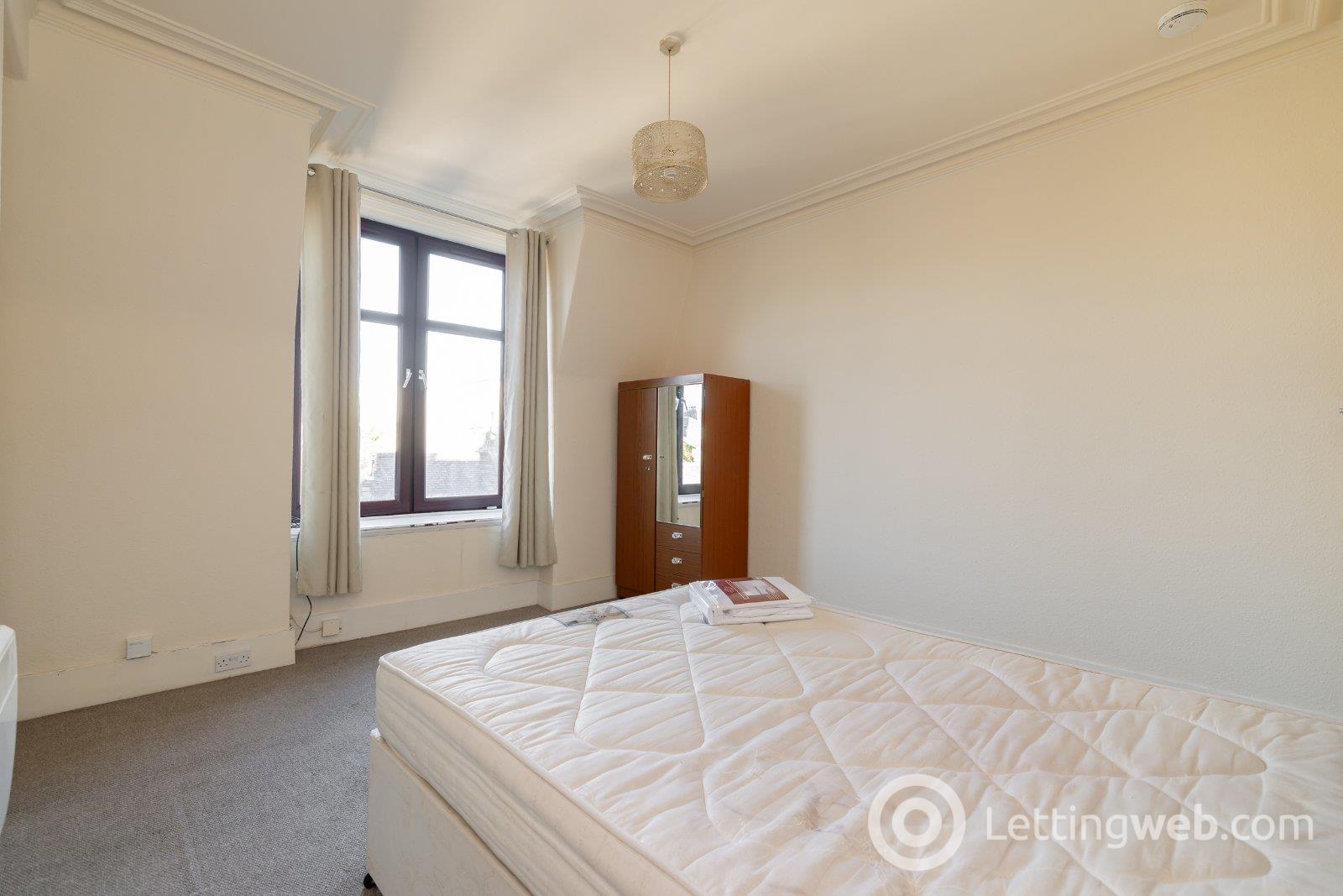 Property to rent in Ashvale Place, City Centre, Aberdeen, AB10