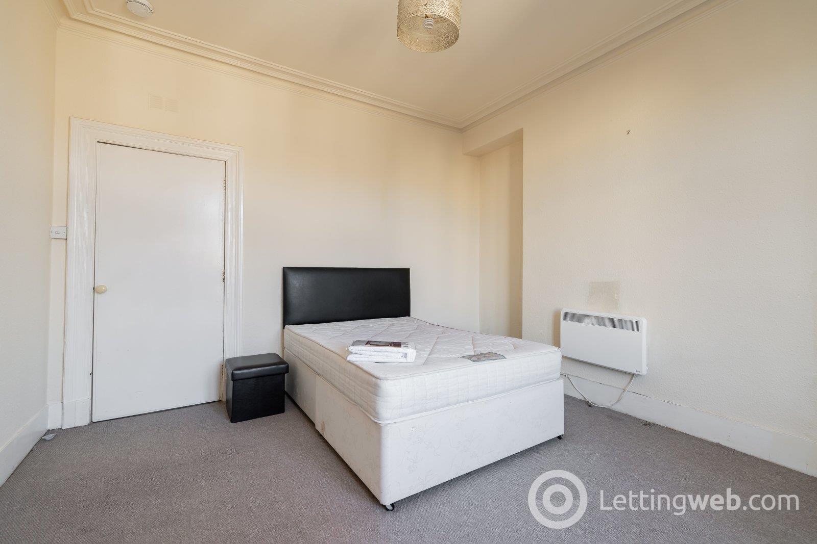 Property to rent in Ashvale Place, City Centre, Aberdeen, AB10