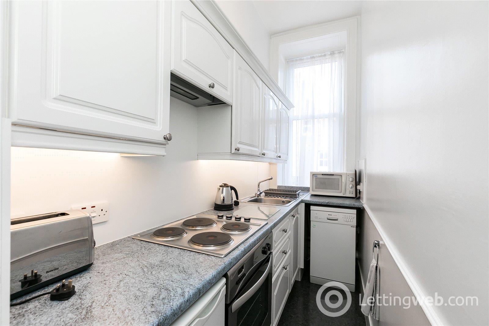 Property to rent in Rosemount Viaduct, Aberdeen, AB25