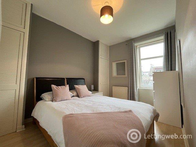 Property to rent in 39C Nellfield Place, West End, Aberdeen, AB10