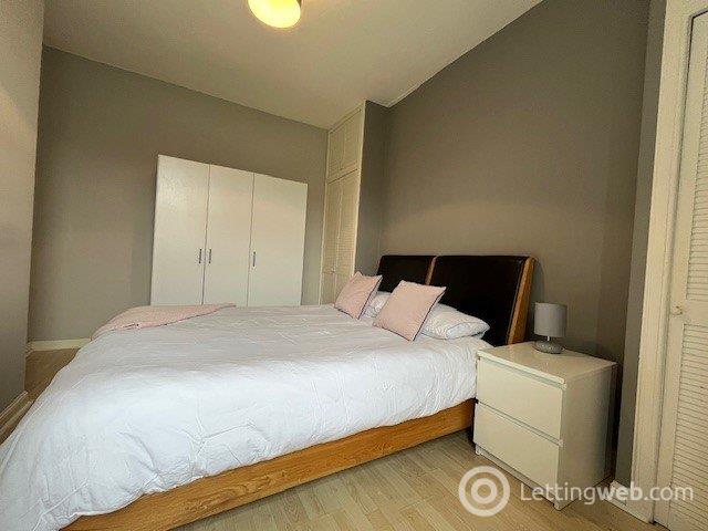 Property to rent in 39C Nellfield Place, West End, Aberdeen, AB10