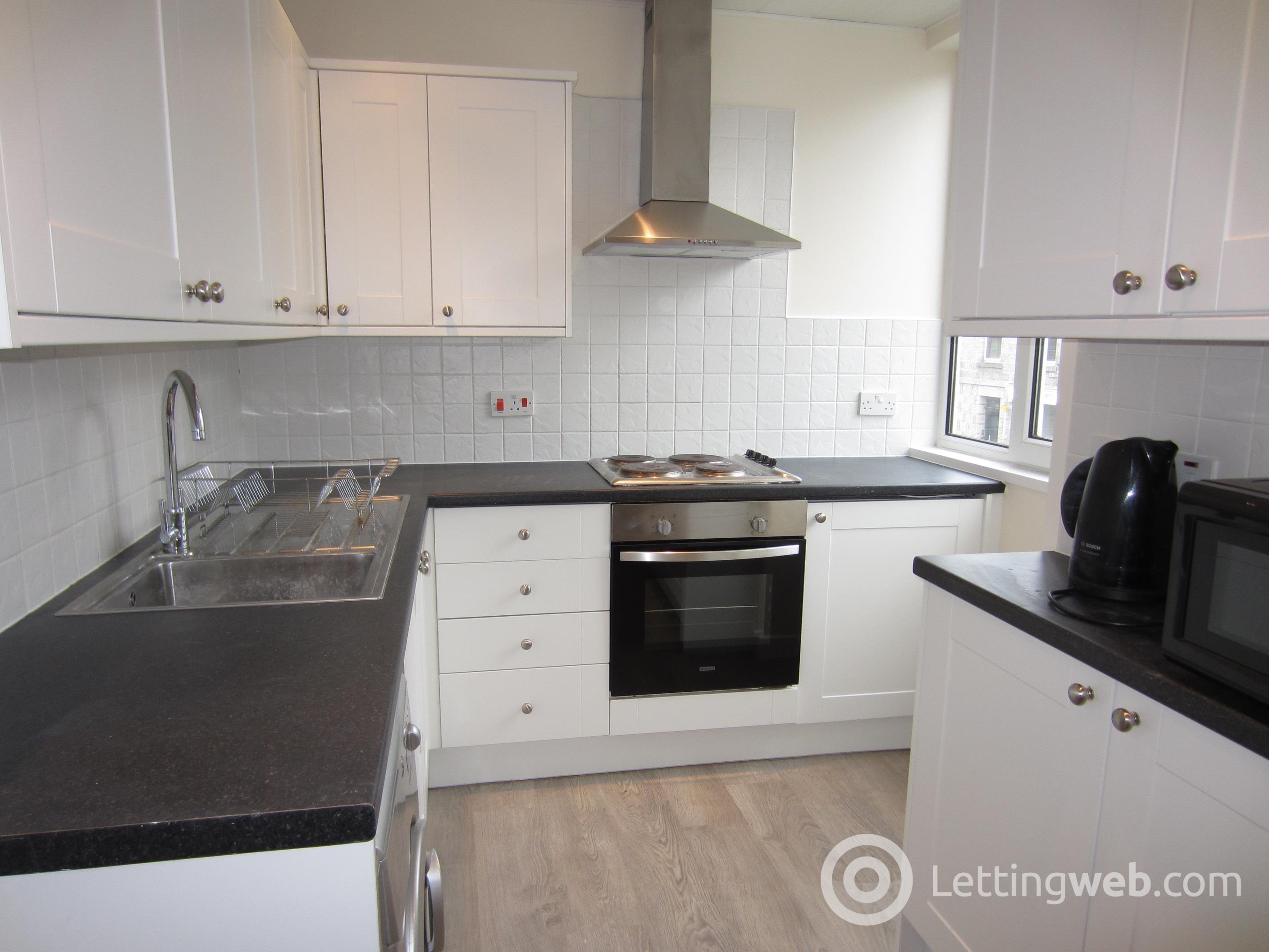 Property to rent in Broomhill Road, Aberdeen, AB10