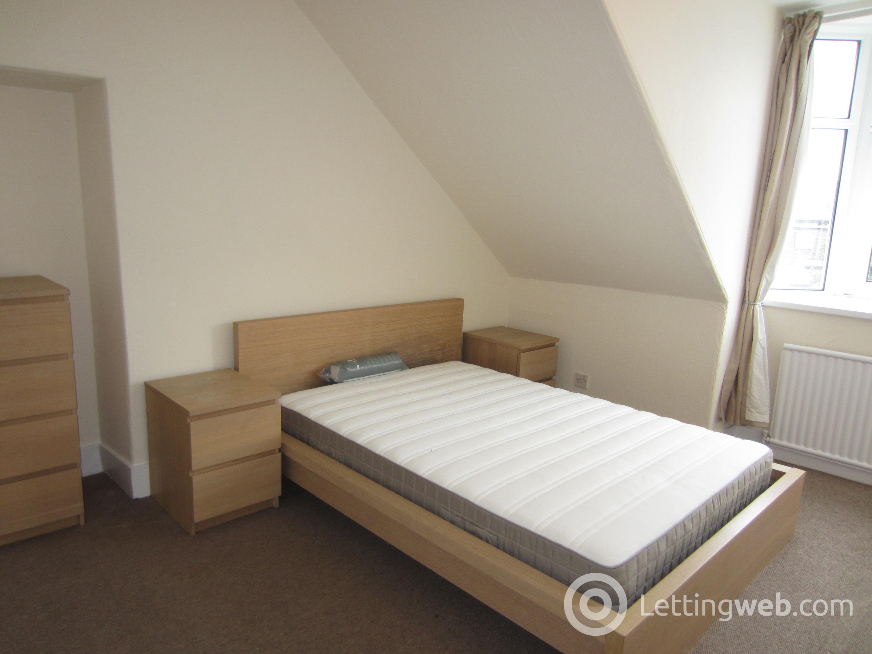 Property to rent in Broomhill Road, Aberdeen, AB10