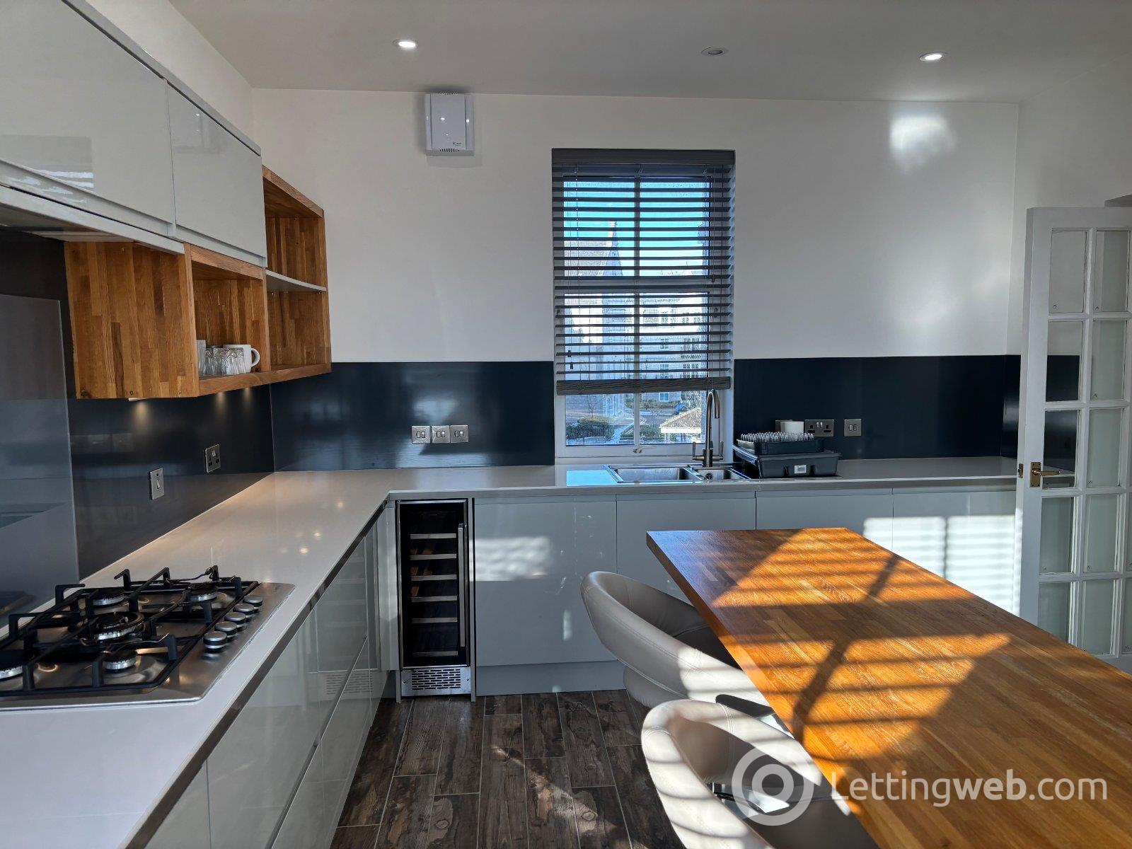 Property to rent in Great Western Road, West End, Aberdeen, AB10