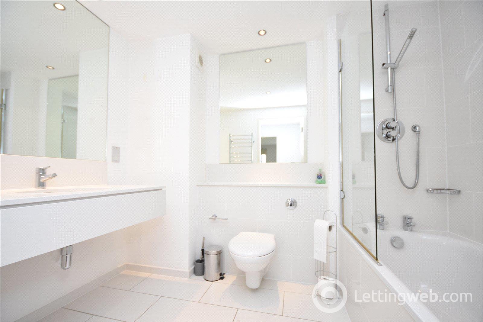 Property to rent in Dempsey Court, Queens Lane North, West End, Aberdeen, AB15