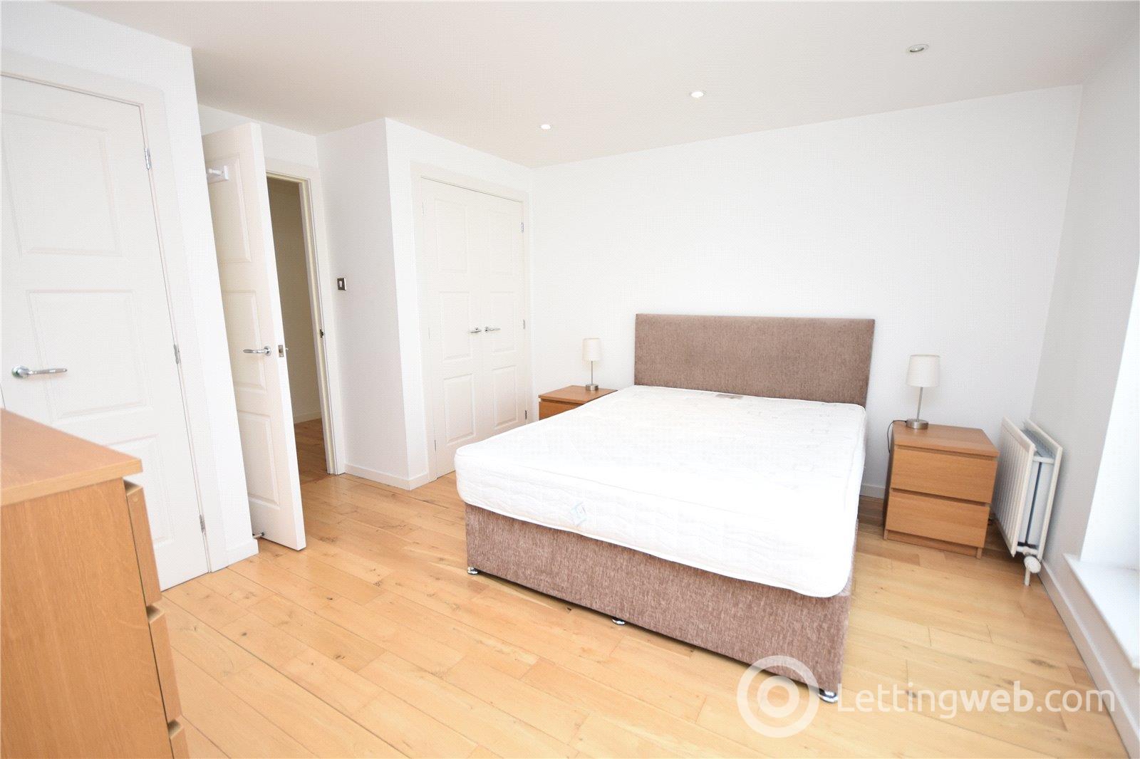 Property to rent in Dempsey Court, Queens Lane North, West End, Aberdeen, AB15