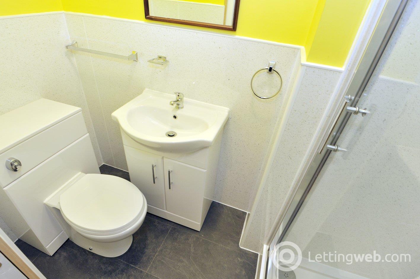 Property to rent in Holburn Street, Ground Floor Left, Aberdeen, AB10