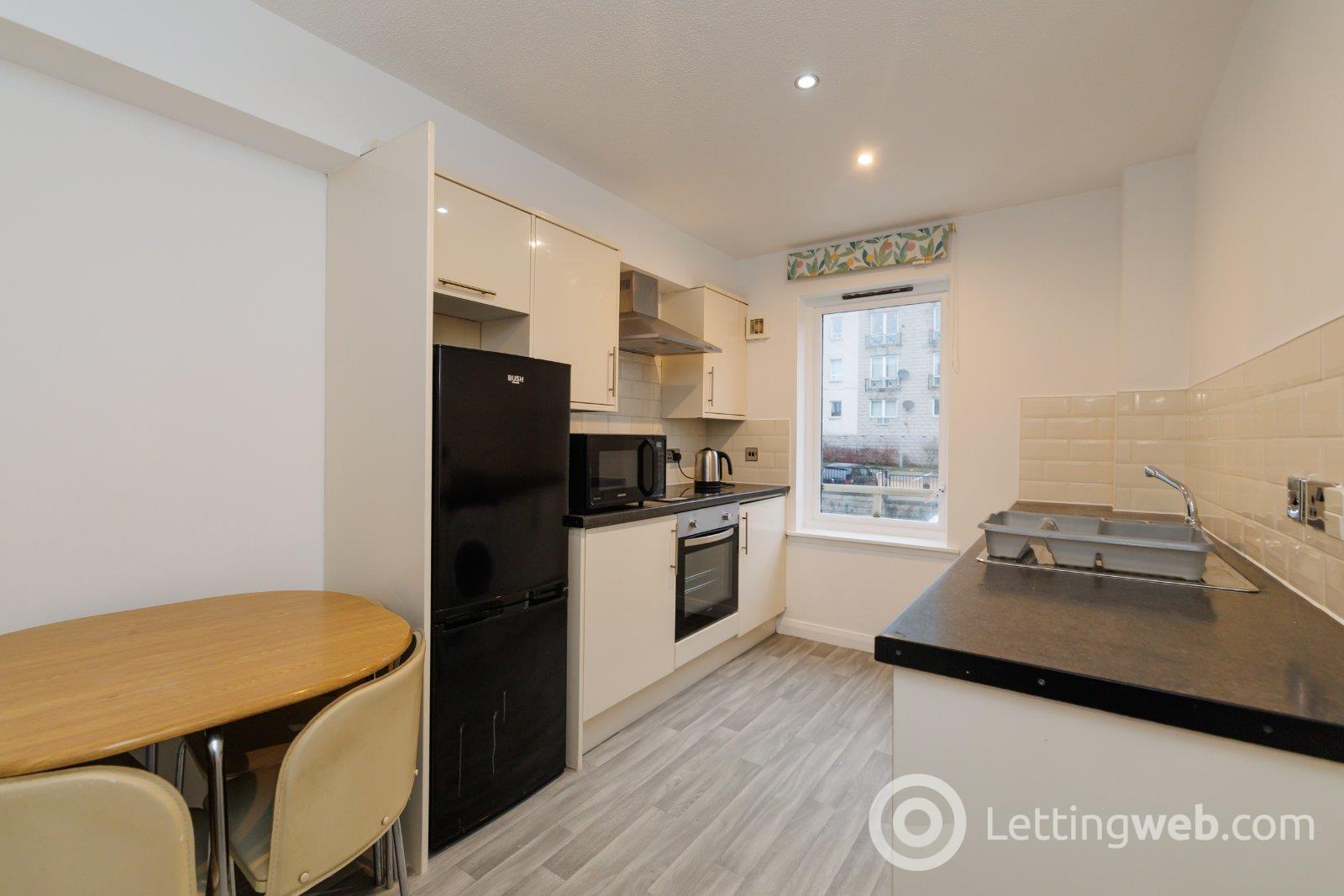 Property to rent in Strawberry Bank Parade, Aberdeen, AB11