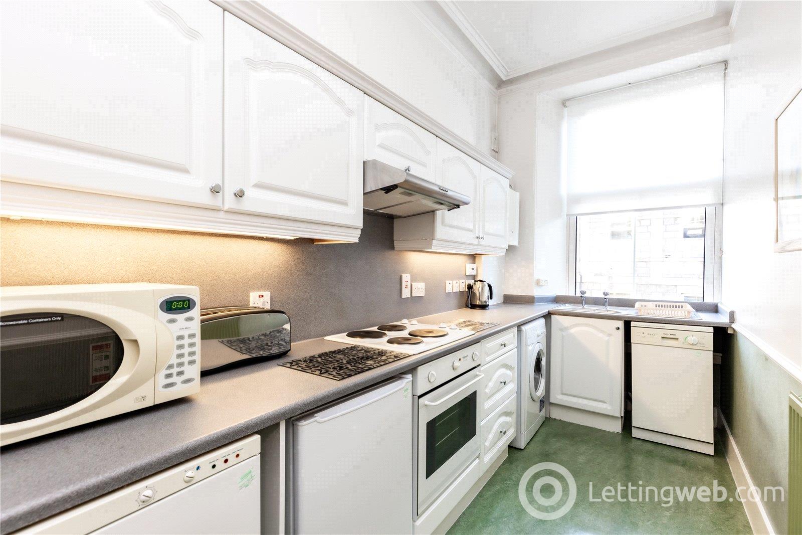Property to rent in Union Grove, Aberdeen, AB10