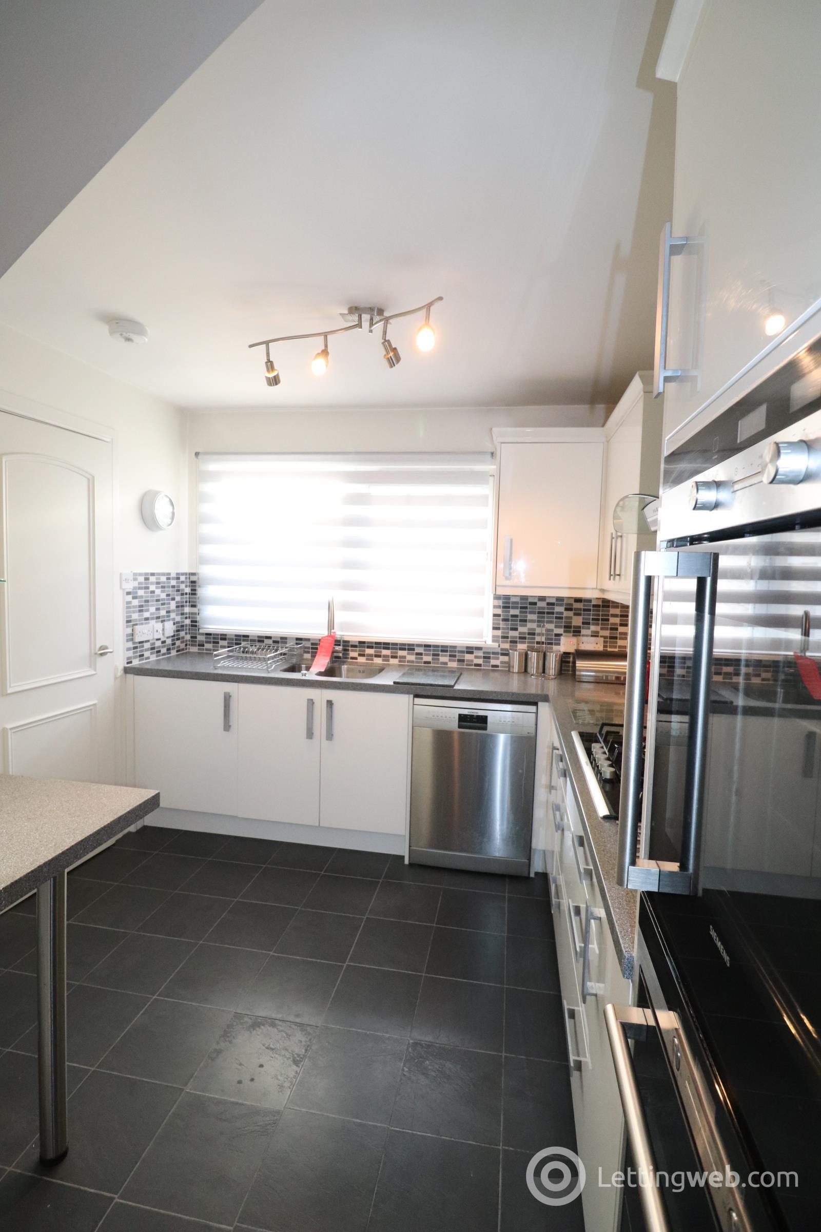 Property to rent in Thorngrove Avenue, Aberdeen, AB15