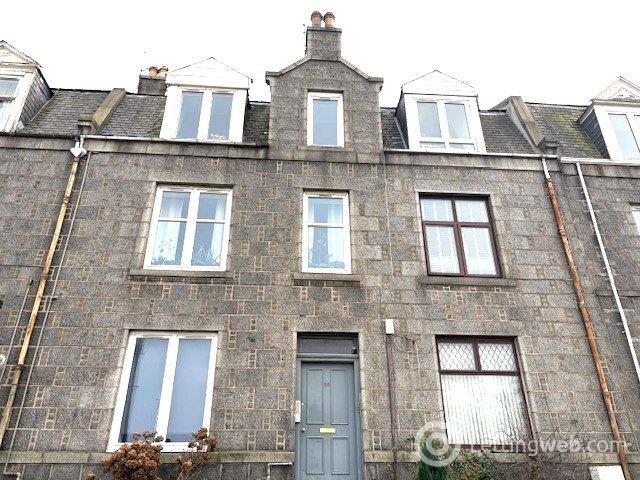 Property to rent in 111b Menzies Road, Torry, Aberdeen, AB11