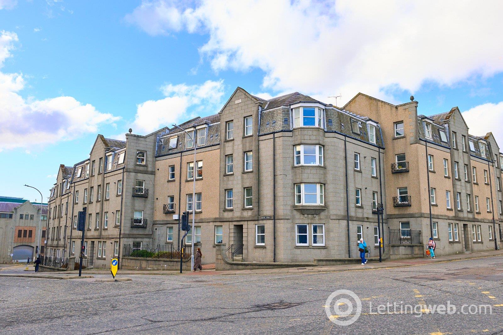 Property to rent in Berry Street, Top Floor Right, City Centre, Aberdeen, AB25