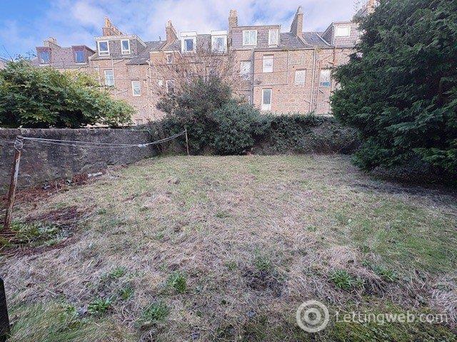 Property to rent in 41 Urquhart Road, Aberdeen, AB24