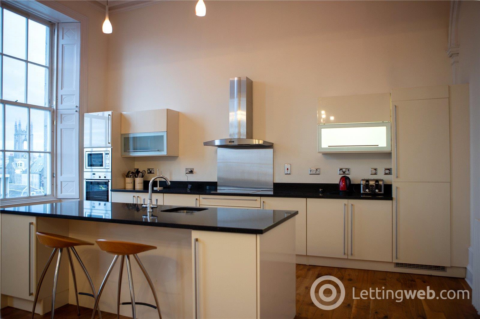Property to rent in Union Terrace, Aberdeen, AB10