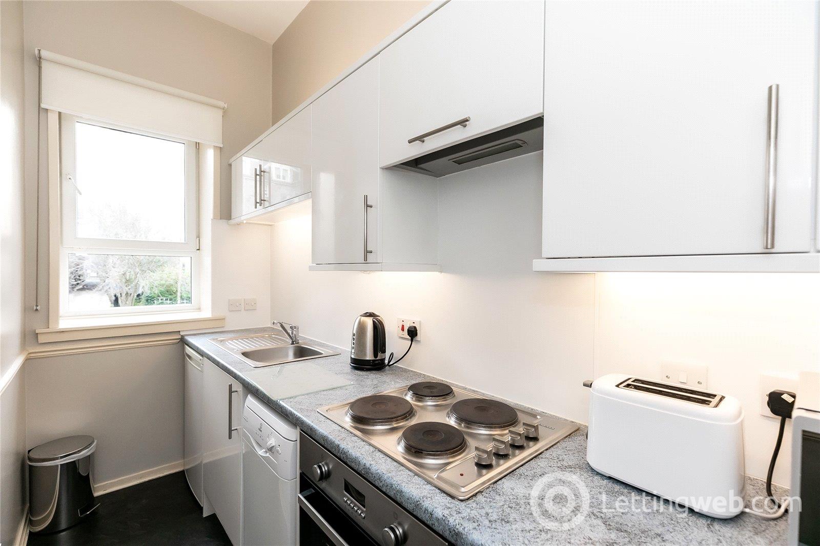 Property to rent in Gilcomston Park, Aberdeen, AB25