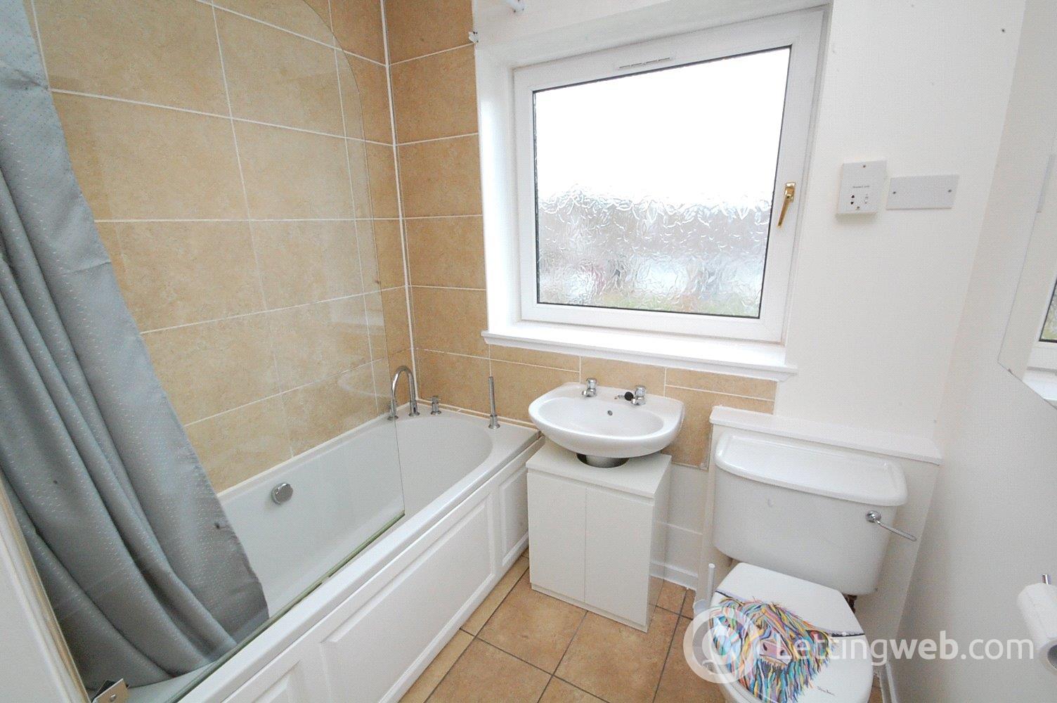 Property to rent in Woodend Crescent, West End, Aberdeen, AB15