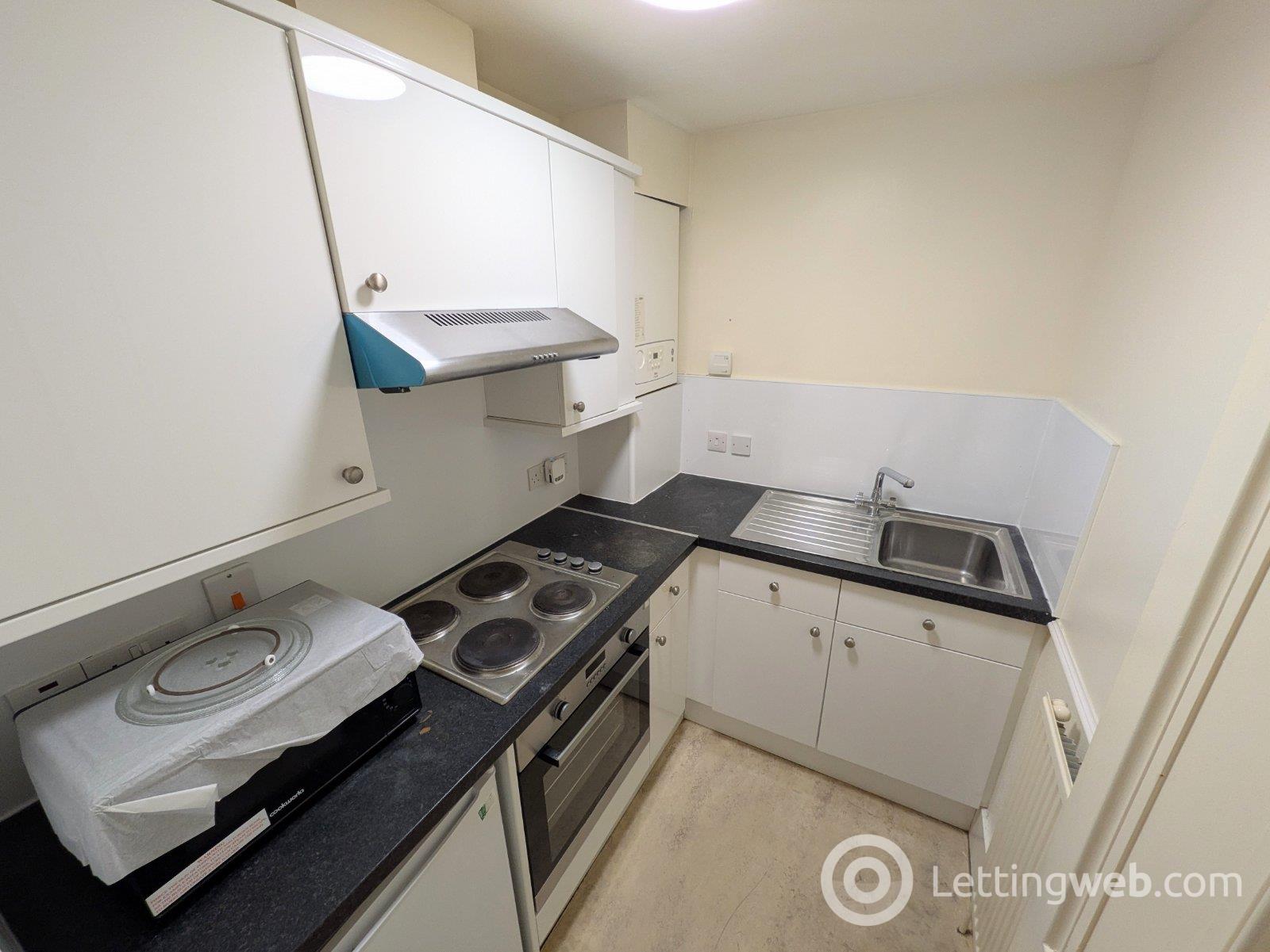 Property to rent in Union Grove, Aberdeen, AB10
