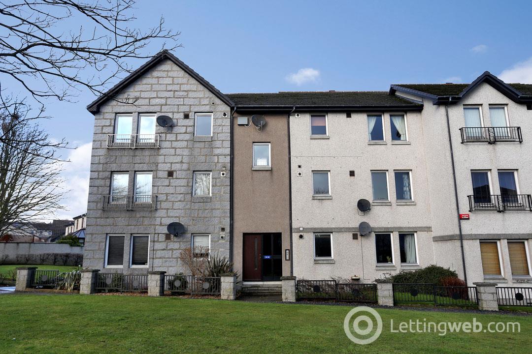 Property to rent in Picktillum Place, Aberdeen, AB25