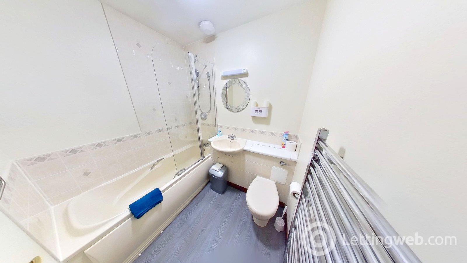 Property to rent in Picktillum Place, Aberdeen, AB25