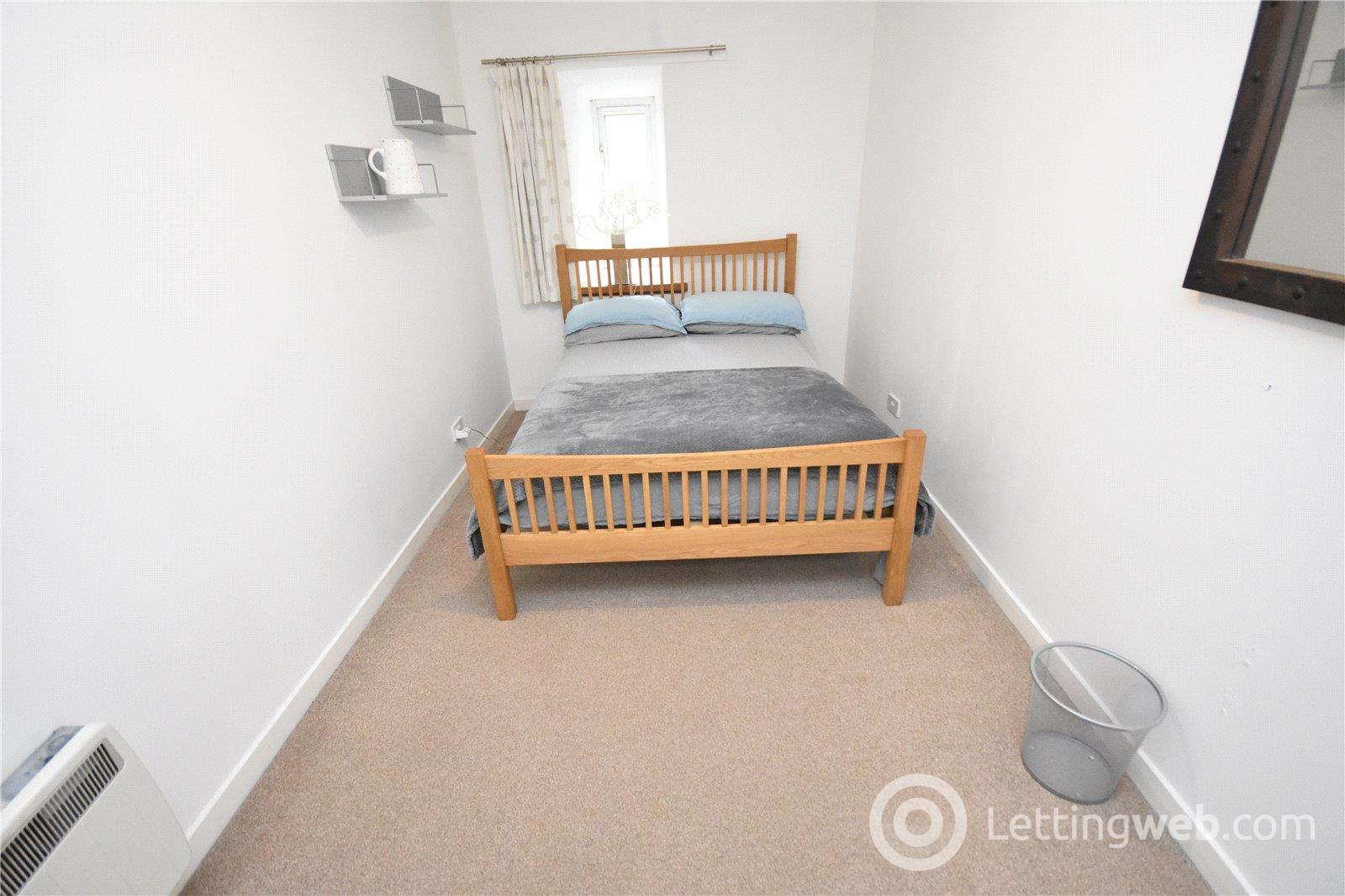 Property to rent in George Street, City Center, Aberdeen, AB25