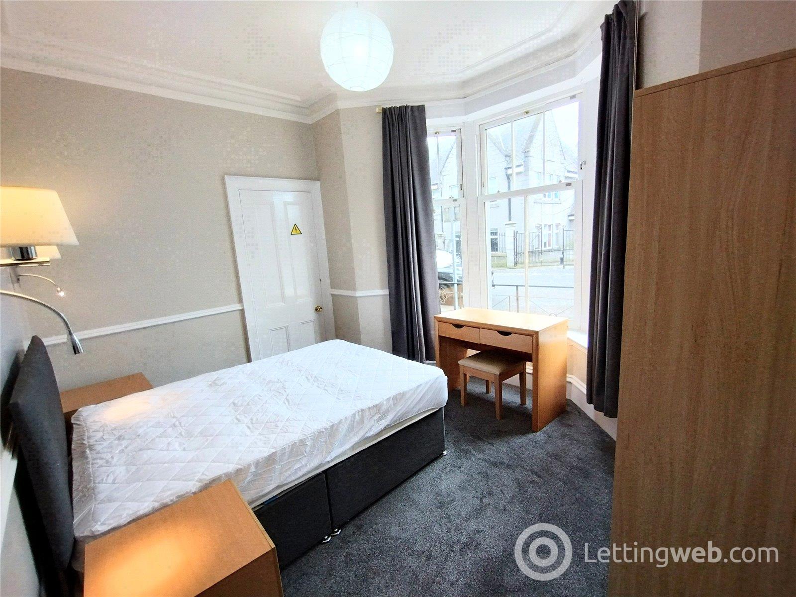 Property to rent in Whitehall Place, Aberdeen, AB25