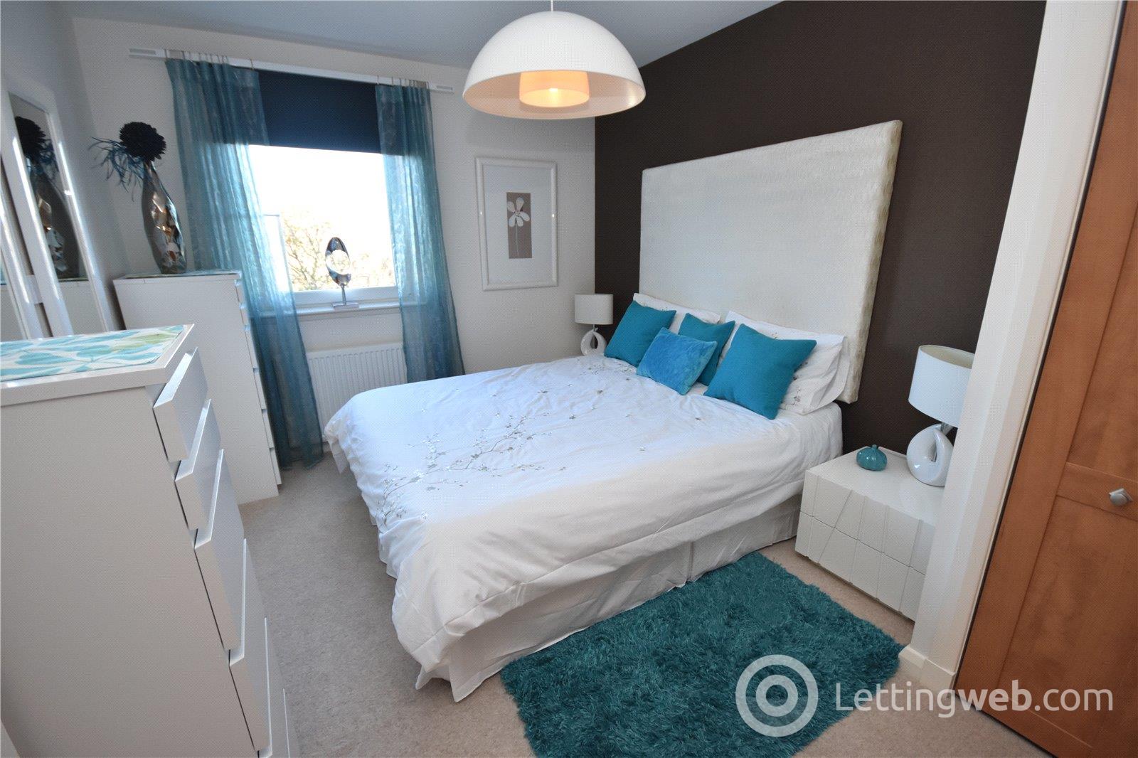 Property to rent in Queens Crescent, Top Floor, Kepplestone, Aberdeen, AB15