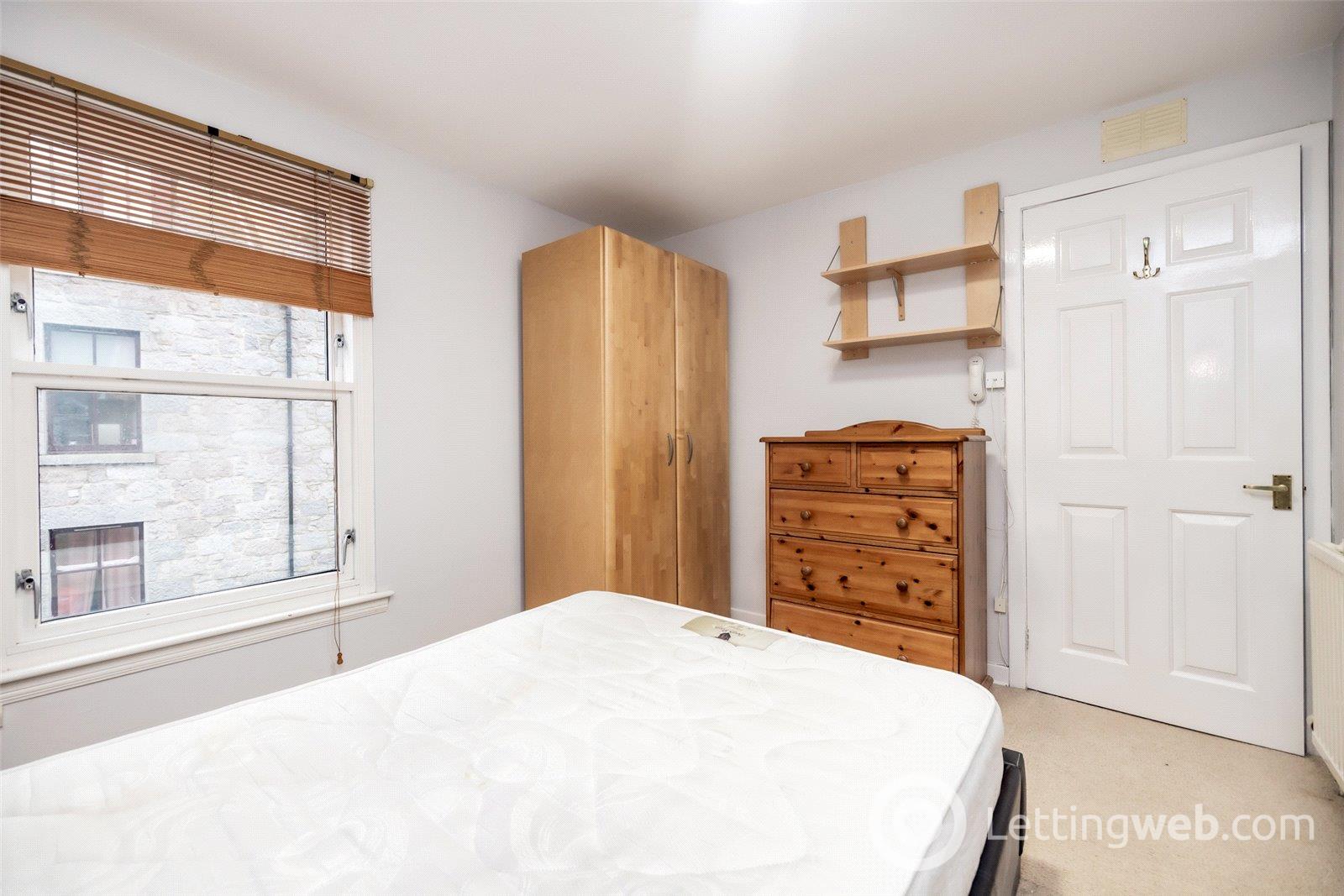 Property to rent in Don Street, Old Aberdeen, Aberdeen, AB24