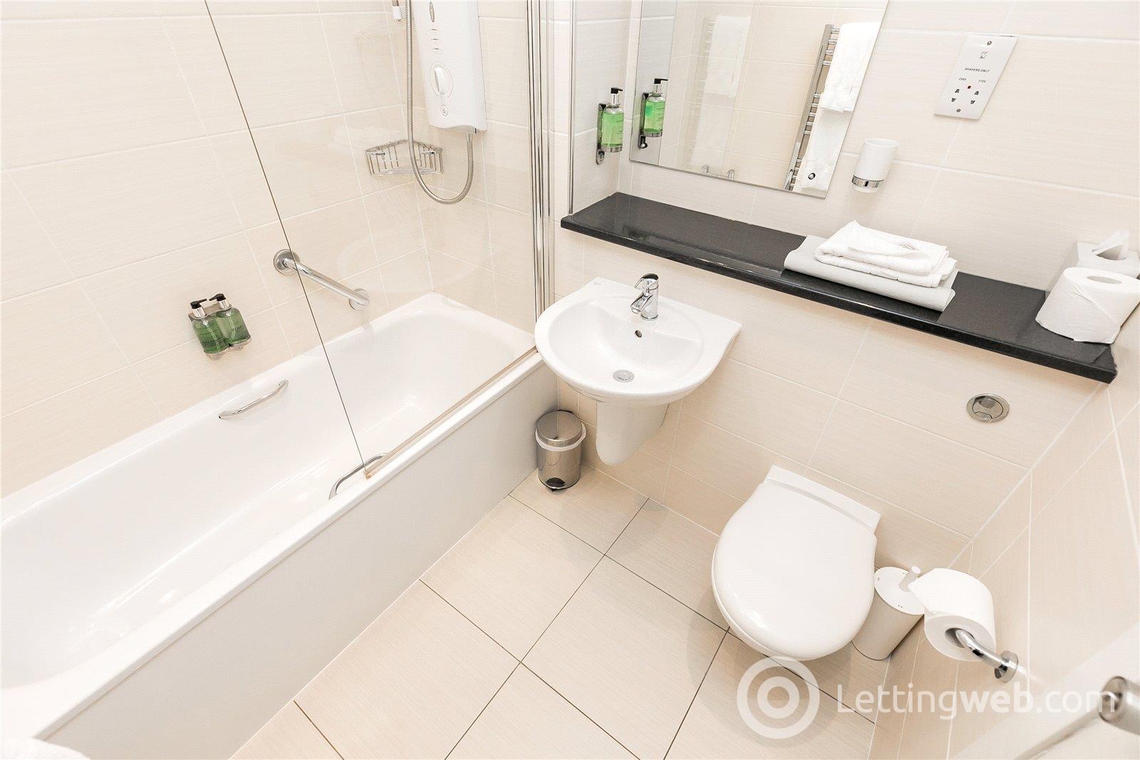 Property to rent in Rosemount Viaduct, Aberdeen, AB25