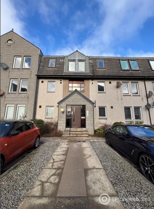 Property to rent in Gairn Mews, Aberdeen, AB10