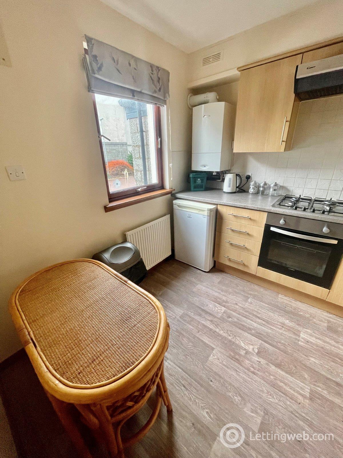 Property to rent in Gairn Mews, Aberdeen, AB10