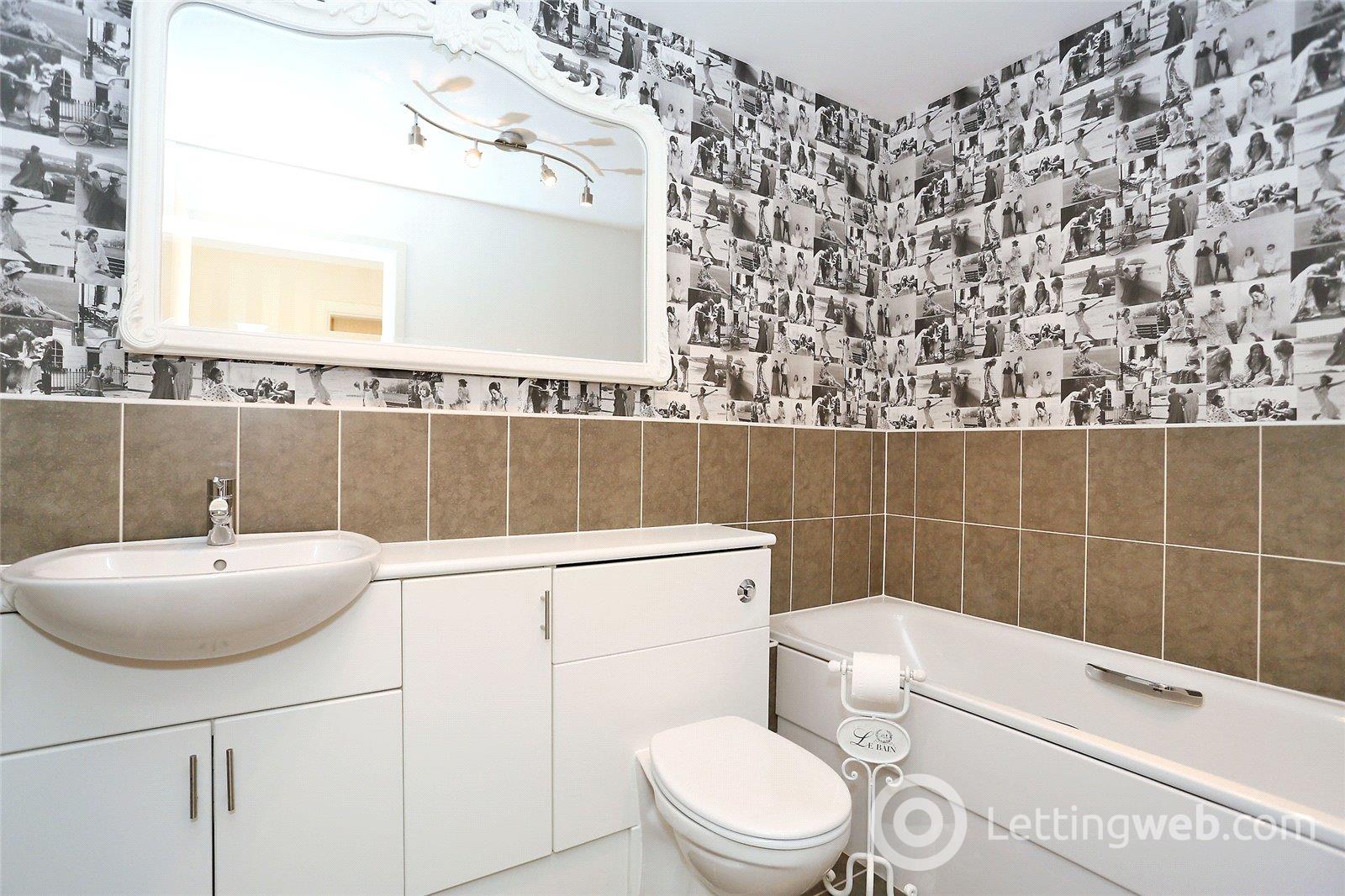 Property to rent in Grandholm Crescent, Bridge of Don, Aberdeen, AB22