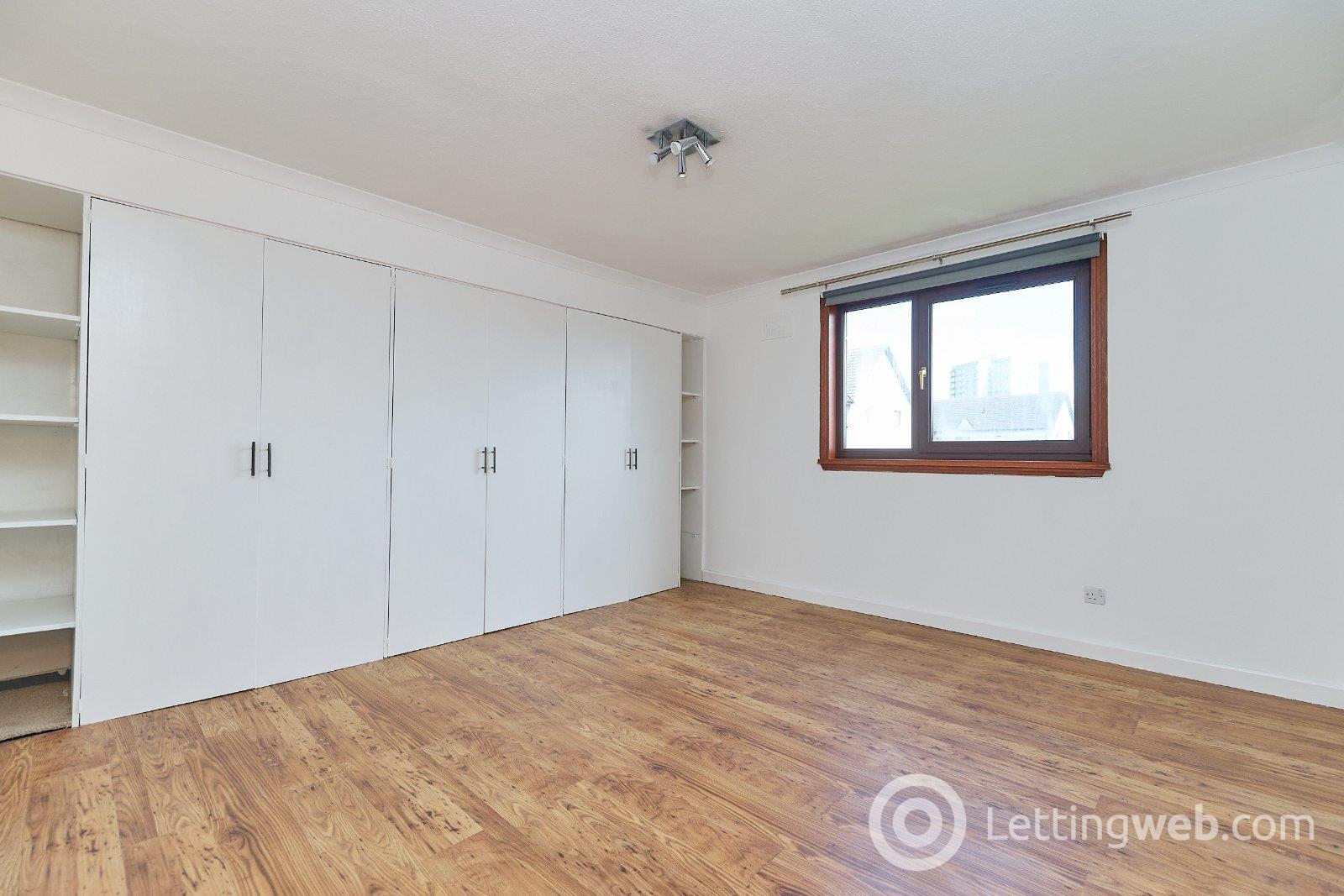 Property to rent in Old Croft Place, Aberdeen, AB16