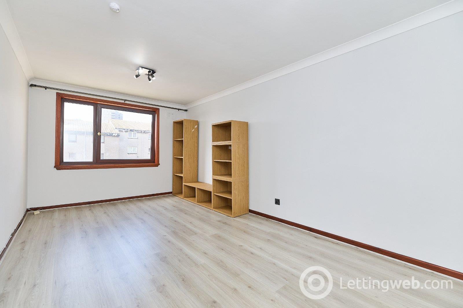 Property to rent in Old Croft Place, Aberdeen, AB16
