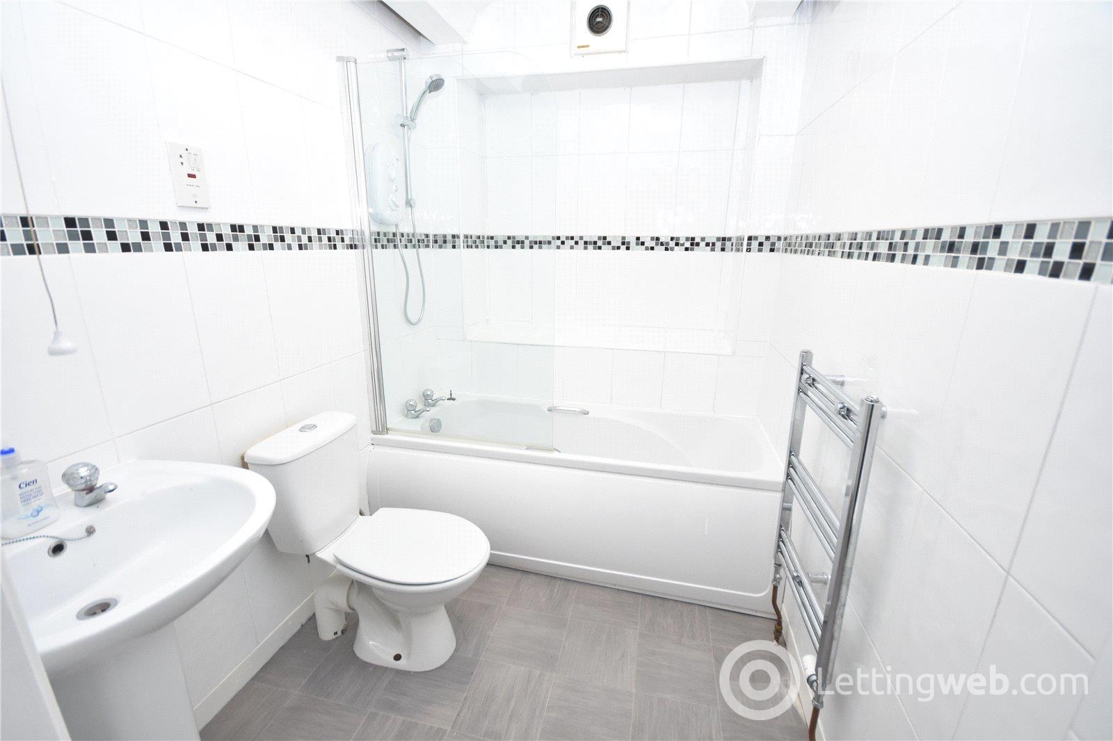 Property to rent in Elmbank Road, Aberdeen, AB24