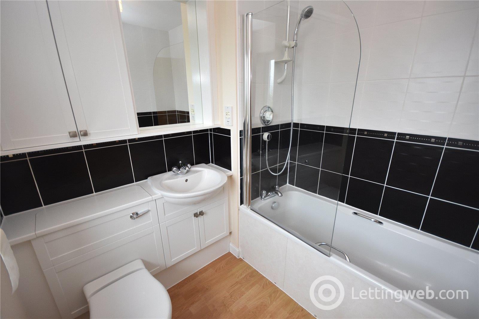 Property to rent in Links Road, City Centre, Aberdeen, AB24