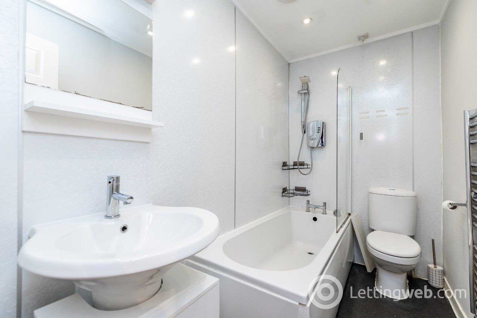 Property to rent in Fonthill Road, Aberdeen, City Centre, AB11