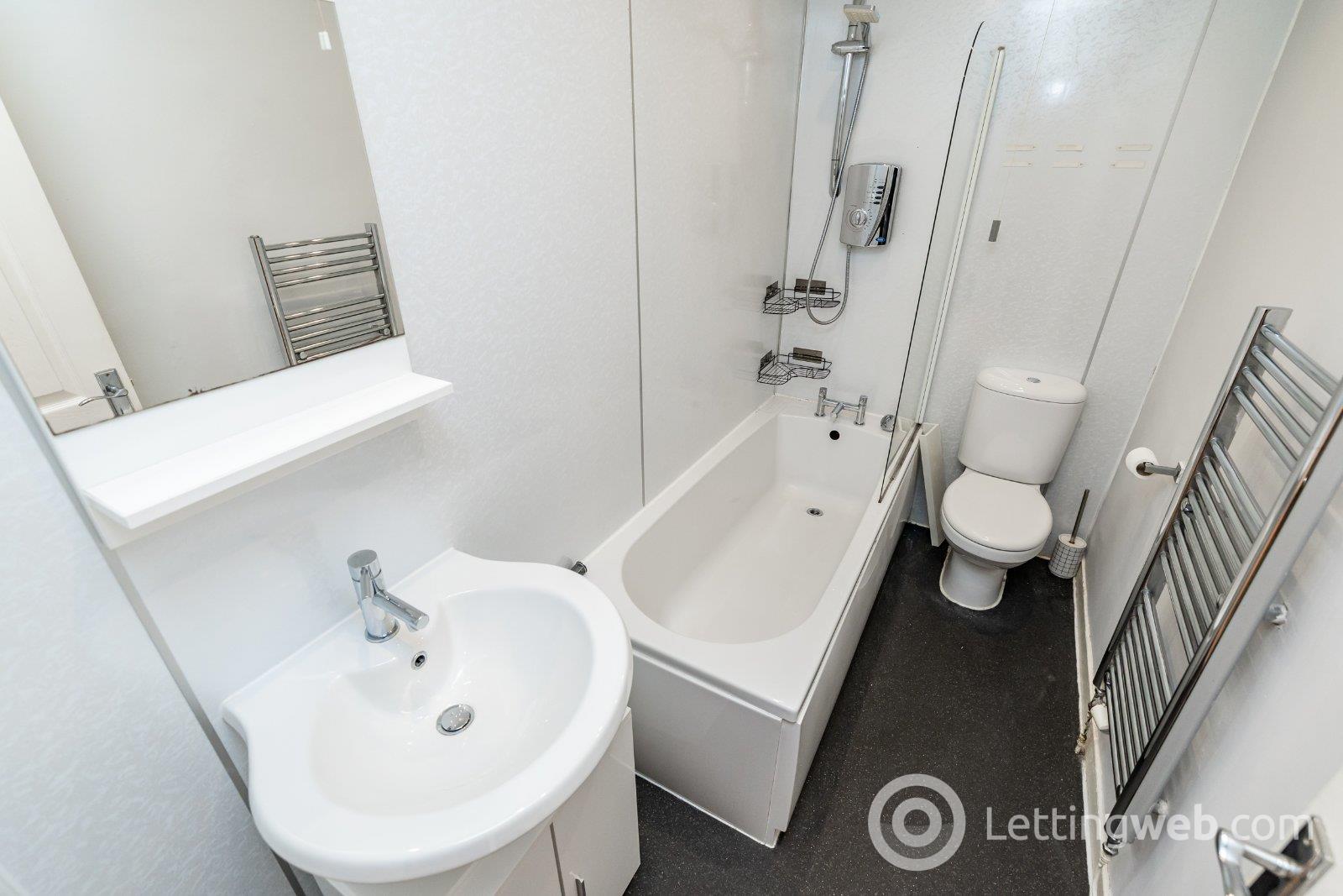 Property to rent in Fonthill Road, Aberdeen, City Centre, AB11