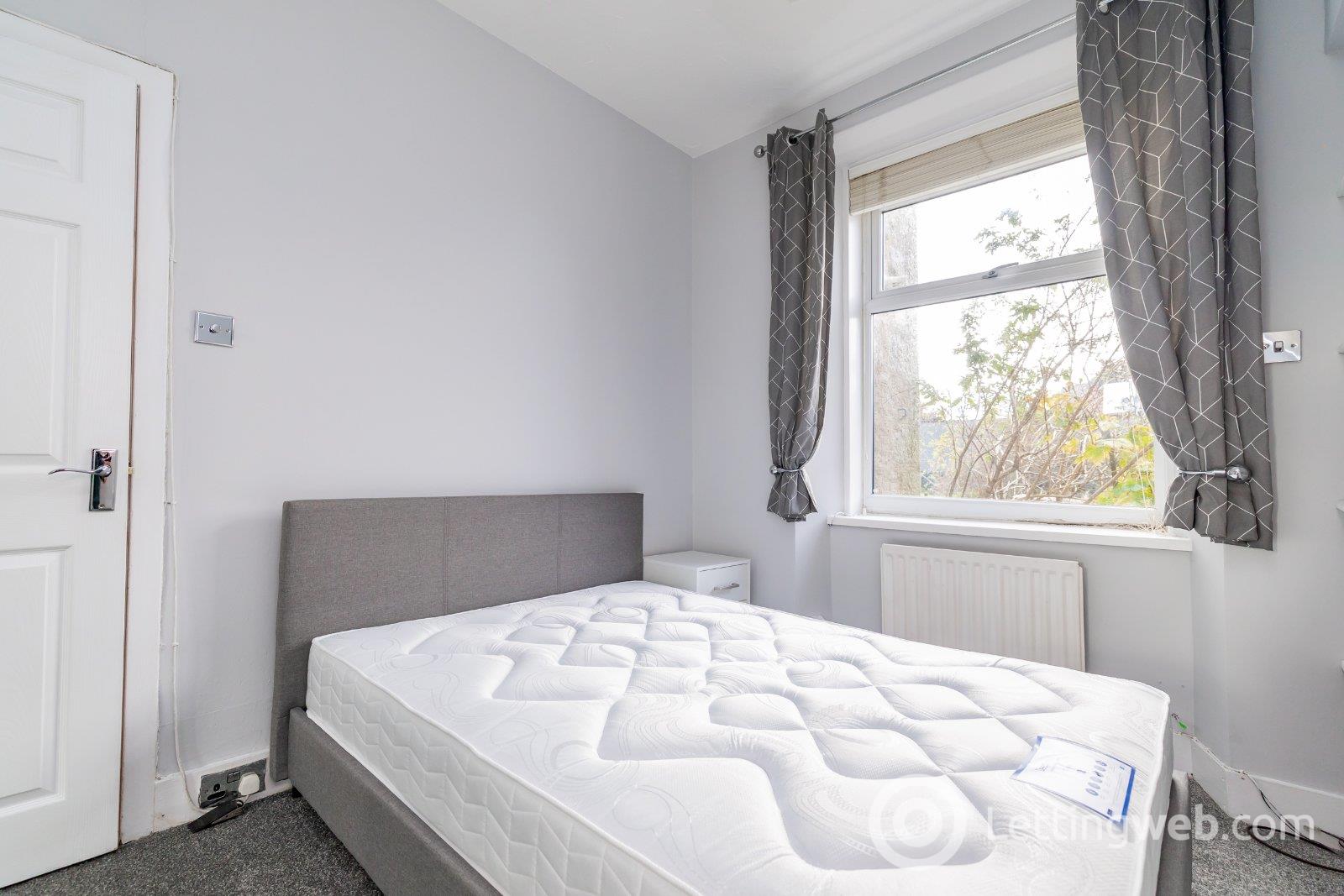 Property to rent in Fonthill Road, Aberdeen, City Centre, AB11
