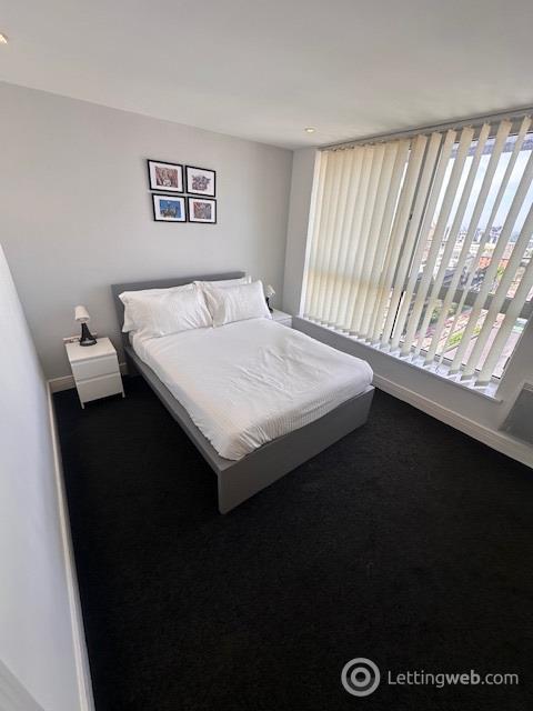 Property to rent in 350 Argyle Street